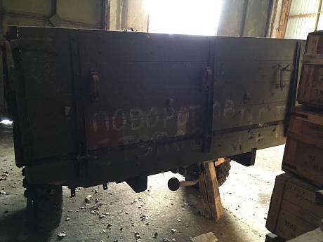 Прицеп автомобильный бортовой одноосный фото